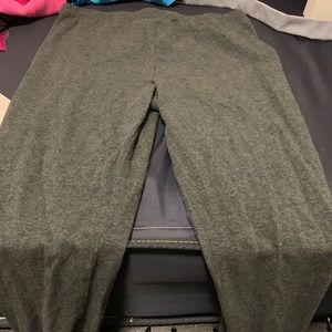 Forever 21 Yoga Pants (Leggings)